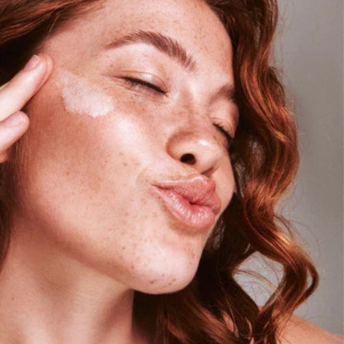 BECOME HER CHALLENGE - RECODE THE SKIN - DAILY PRACTICES FOR YOUR SKIN